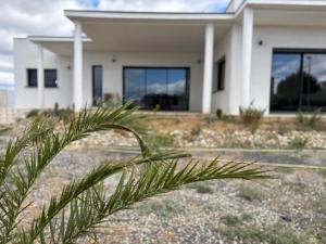 Villas Villa Pour 6pers, 10 min des plages, proche Aeroport Beziers et autoroutes : Villa Supérieure