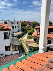 Bulldog Venice Apartment