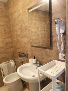 Royal Playa Suite and Apartament -private parking- self chek out