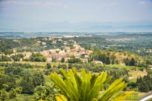 Maisons d'hotes Les Hauts d'Avignon : photos des chambres