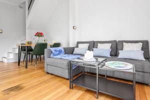 2 Bedroom House Woolloomooloo