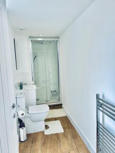 Folkestone Town - 3 Bed sleeps 7 Ground Floor