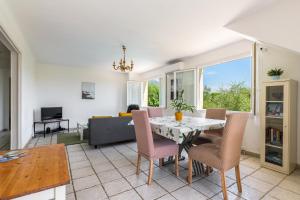 Villas Villa les Oliviers : photos des chambres