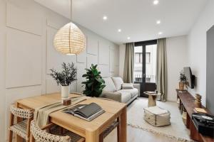 Cava - 2 bedrooms and terrace in Ciutat Vella