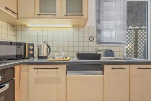 Your Athens Apartment near Acropolis II