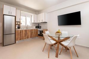 Niman Beachside Apartments