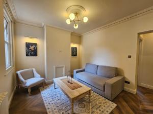 Cosy Garden Flat in Wimbledon