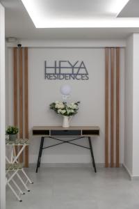 Shiny Santorini Apartment