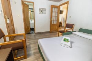 Superior Triple Room room in Pacoche Murcia
