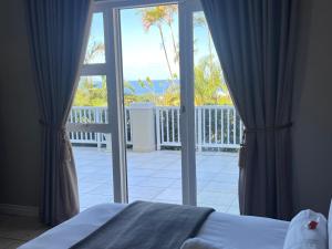 Seaview Manor Exquisite Bed & Breakfast