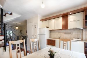 Thalassa House by RentalsPro - Nikiti Halkidiki