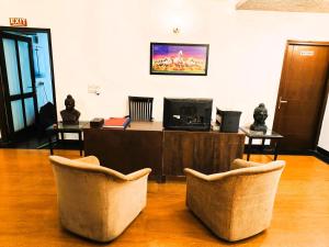 Tavisha Villa Film City Road Dadri Road