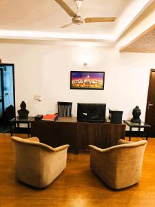 Tavisha Villa Film City Road Dadri Road