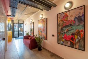 Stunning Sea Point pad- 300m to promenade