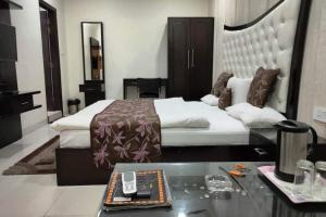 Namann Hotel & Banquet