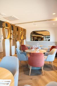 Hotels Logis Hotel Saint Guirec Et De La Plage : photos des chambres