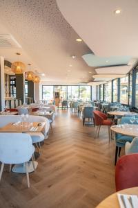 Hotels Logis Hotel Saint Guirec Et De La Plage : photos des chambres
