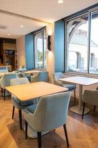 Hotels Logis Hotel Saint Guirec Et De La Plage : photos des chambres