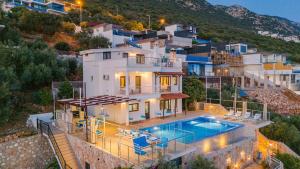 VILLA CHATA Lovely villa in Kalkan with a big swimming pool