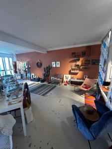 Villas Villa historique a Berrias-et-Casteljau, 350 m² avec piscine privee : photos des chambres