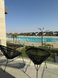 swan lake north coast