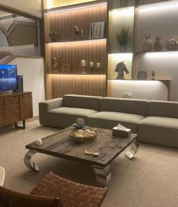 swan lake north coast