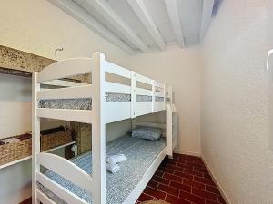 Maisons de vacances L-Oustal Maison de caractere avec Wifi et climatisation : photos des chambres