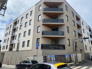 Galerija with free parking