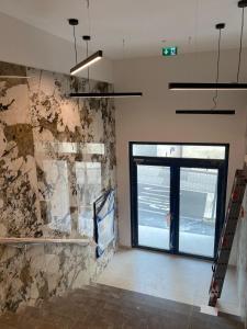 Galerija with free parking