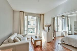 Appartements Spacieux et lumineux appartement : photos des chambres
