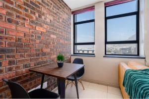 Stunning City- Centre Apartment