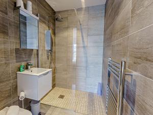 2 Bed in Sandown 83617