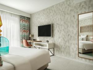 Deluxe Suite with Partial Sea View room in The Chedi Luštica Bay