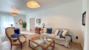 Villas Maison Climatisee 5min Cite Terrasse et Parking AK : photos des chambres