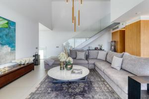 Modern Luxury Villa in Los Flamingos