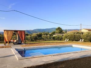 CORTONA Piscina e Paradiso Verde Adults Only