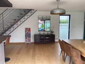 Villas Maison d’architecte situee sur la route des vins : photos des chambres