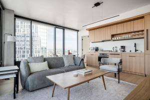 Blueground SoMa pool nr Civic Center SFO-1281