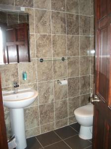 Edinburgh House Hotel