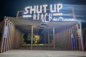 White Titanic Sea View