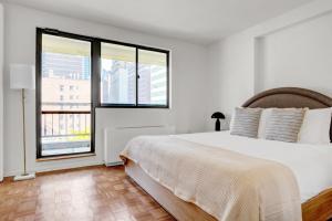 Chelsea 2BR w Gym Doorman nr Penn Station NYC-676