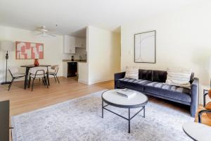 Blueground Shoreline West pool nr Shoreline Park SFO-1857