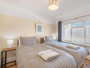 3 Bed in Swanage 84019