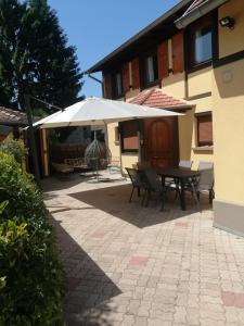 Appartements GITES COSY Ohnenheim 1-12 pers, maison Cosy 180m2 et maison Cosy2 54m2 : photos des chambres