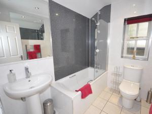 2 bed in Huntly AB171