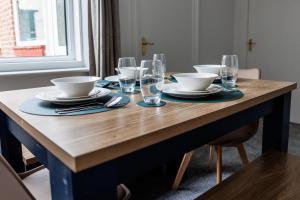 The Crew House Spacious 3BR for Workers & Groups