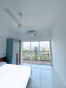 Grand Suite - Modern & Spacious