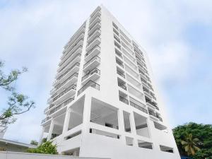 Grand Suite - Modern & Spacious