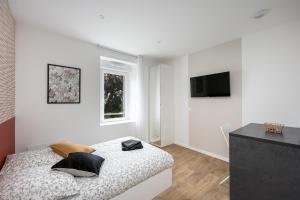 Appartements Chambre independante Grand-Voile : Chambre Simple avec Salle de Bains Privative