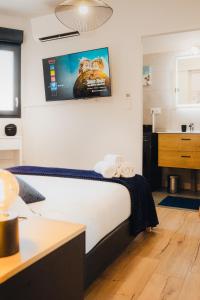 Maisons de vacances 36 2 l air marin Penthouse Netflix Clim Free park Navette Grands Buffets Acces direct autoroute et plages : photos des chambres